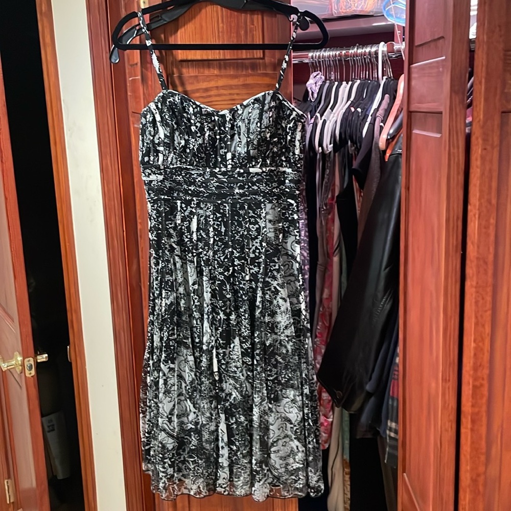 Women’s dress
